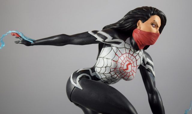 Diamond Select Marvel Gallery: Silk PVC Statue Review