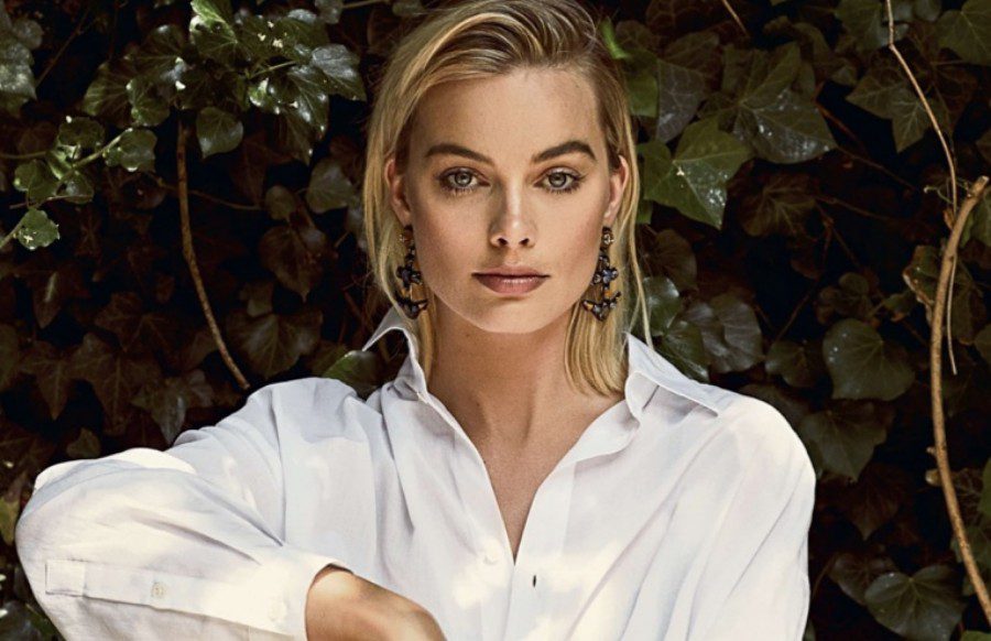 Margot Robbie In Talks For WB’s ‘Barbie’ Movie – Patty Jenkins Circling To Direct