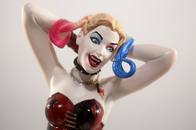Diamond Select Harley Quinn Suicide Squad Edition Statue Review