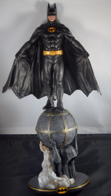 Diamond Select's Tim Burton's Batman Statue (Review) - TheGWW.com