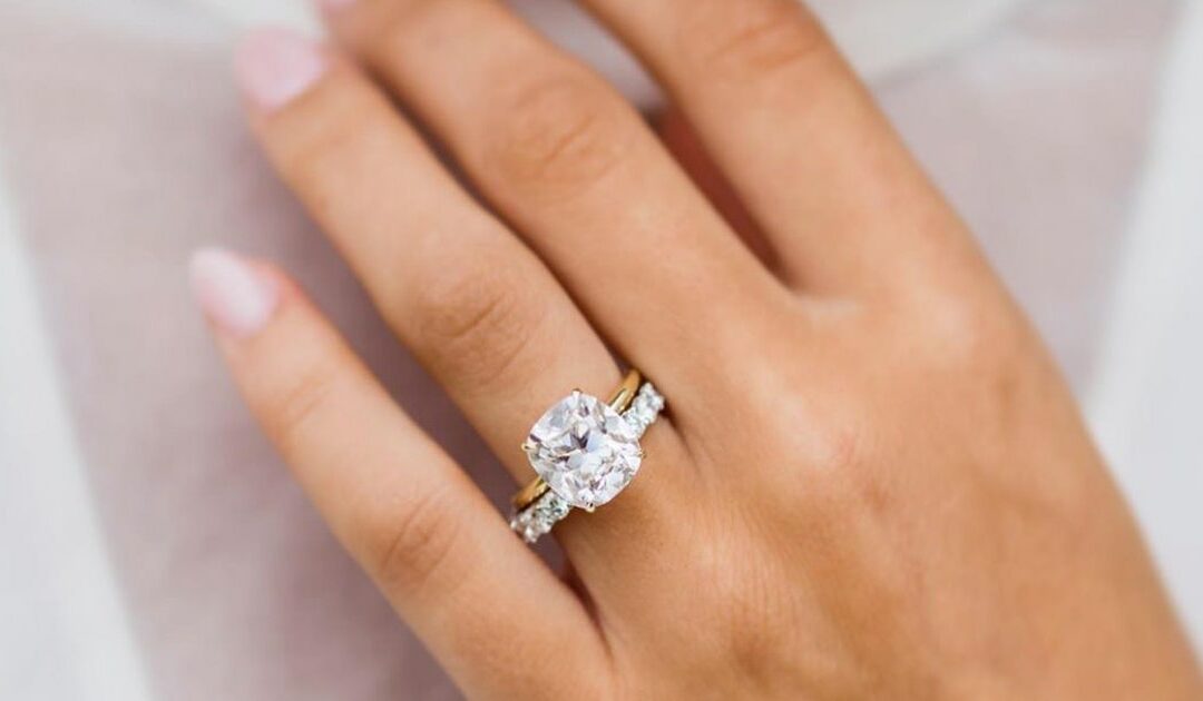 What Makes Moissanite Rings Such a Beautiful Ring Stone