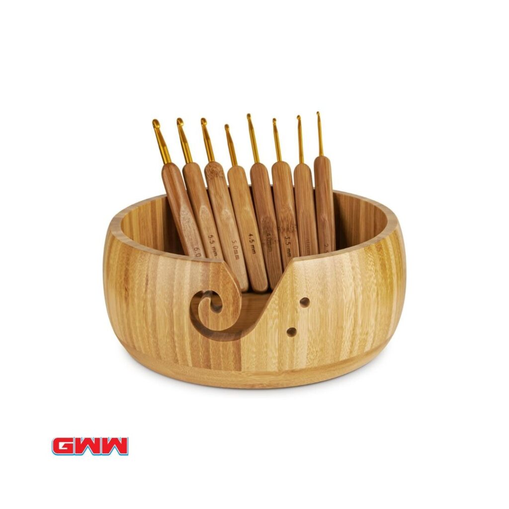 Wooden Yarn Bowl Holder with 8pcs Metal Crochet Hooks