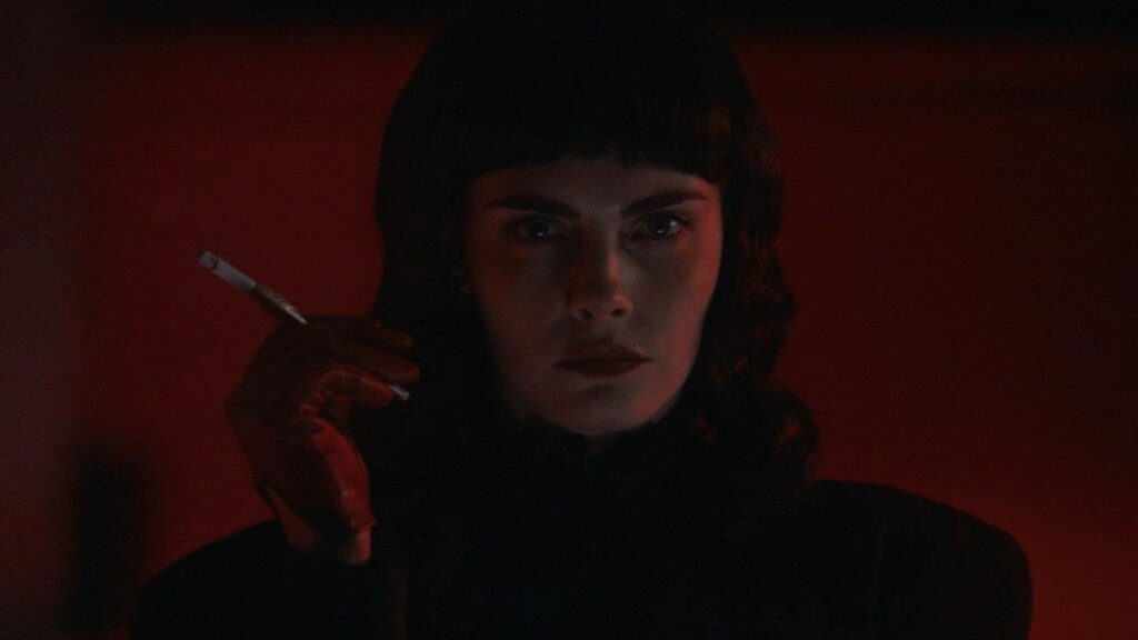 Cara Delevingne in American Horror Story 