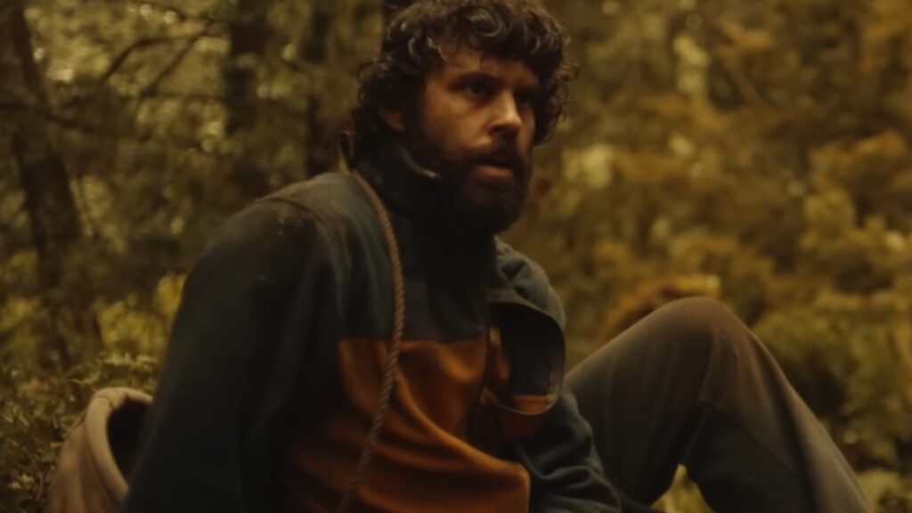 Steven Krueger as Ben Scott rugged look in Yellowjackets Season 3