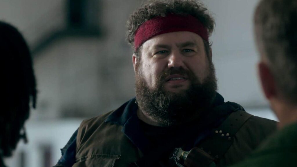 Mike Mitchell as Stu in Twisted Metal season 2