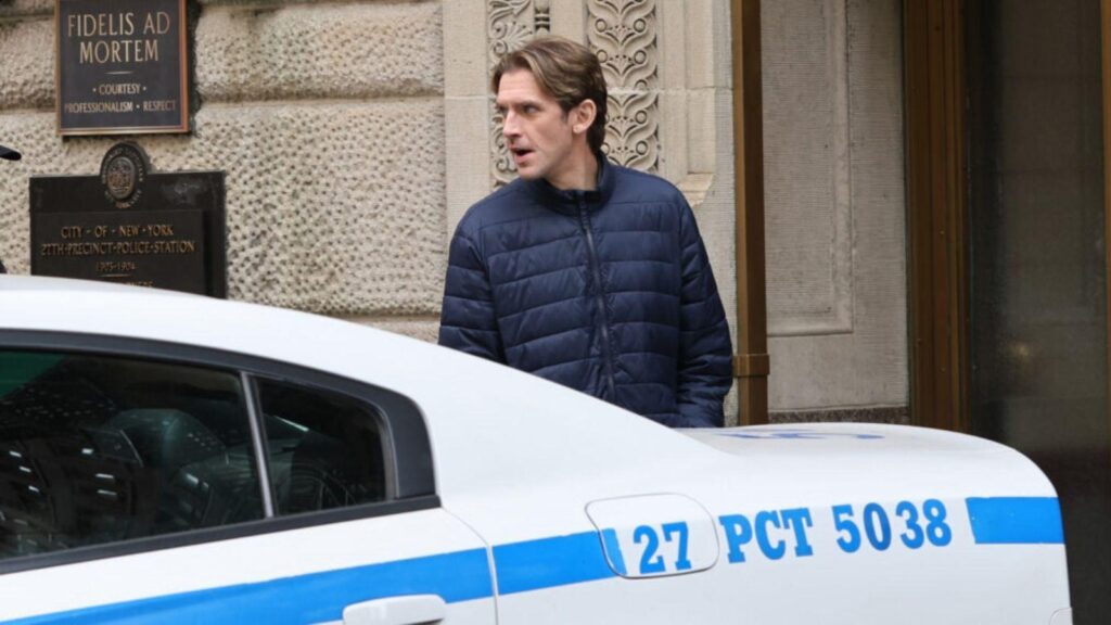  Dan Stevens as Owen Stark in a set photo from Dexter: Resurrection Season 2